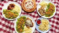 Pedro Cafe: Makan Estetik di Benteng Fort Willem dengan Suguhan Menu Eropa