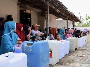 Kekeringan Landa Ponorogo, BPBD Salurkan 195 Ribu Liter Air Bersih