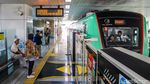 Promo Rp8, Warga Ramai Jajal Rute Baru LRT ke Manggarai