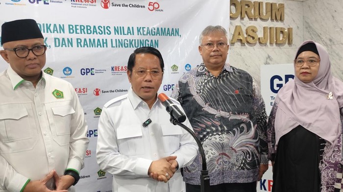 Sekjen Kemenag RI Kamaruddin Amin usai acara penandatanganan MoU di Jakarta Pusat, Senin (21/9/2026).