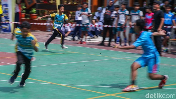 Siswa Adu Ketangkasan di Kejuaraan Hadang