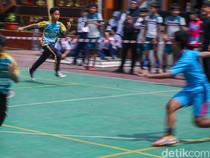 Siswa Adu Ketangkasan di Kejuaraan Hadang