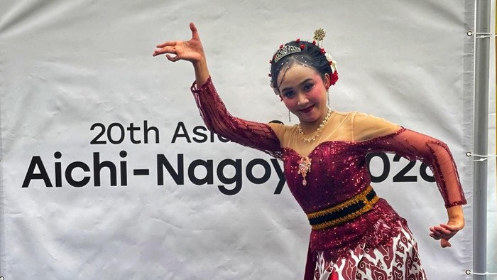 Siti Dalfa Elina  saat tampil di Jepang di Oasis 21 Sakae, Nagoya, Sabtu (19/9/2026).