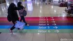 Terminal Blok M Pasang Marka Lantai Warna-warni, Mudahkan Penumpang Cari Jalur Bus