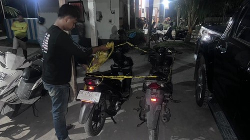 Tim jalak Nusa Polsek Nusa Penida mengamankan barang bukti sepeda motor yang digunakan para pelajar melakukan aksi pencuriannya di Nusa Penida, Klungkung, Bali, Minggu (20/9/2026). (Dok. Humas Polsek Nusa Penida).
