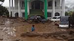 Banjir Bandang Terjang Arosuka, Jalan Solok-Padang Putus