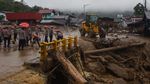 Banjir Bandang Terjang Arosuka, Jalan Solok-Padang Putus