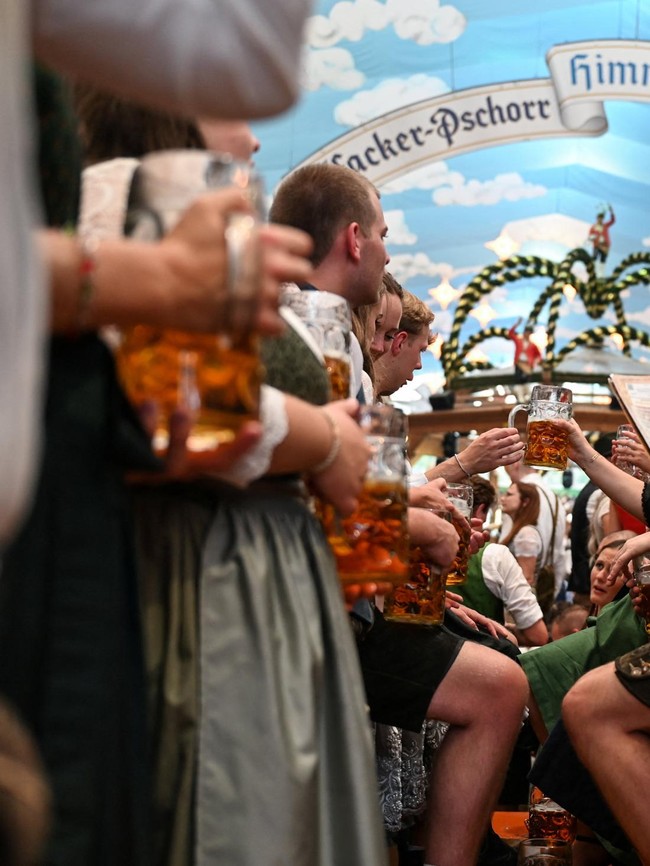 Hingar Bingar Oktoberfest, Festival Bir Terbesar di Dunia