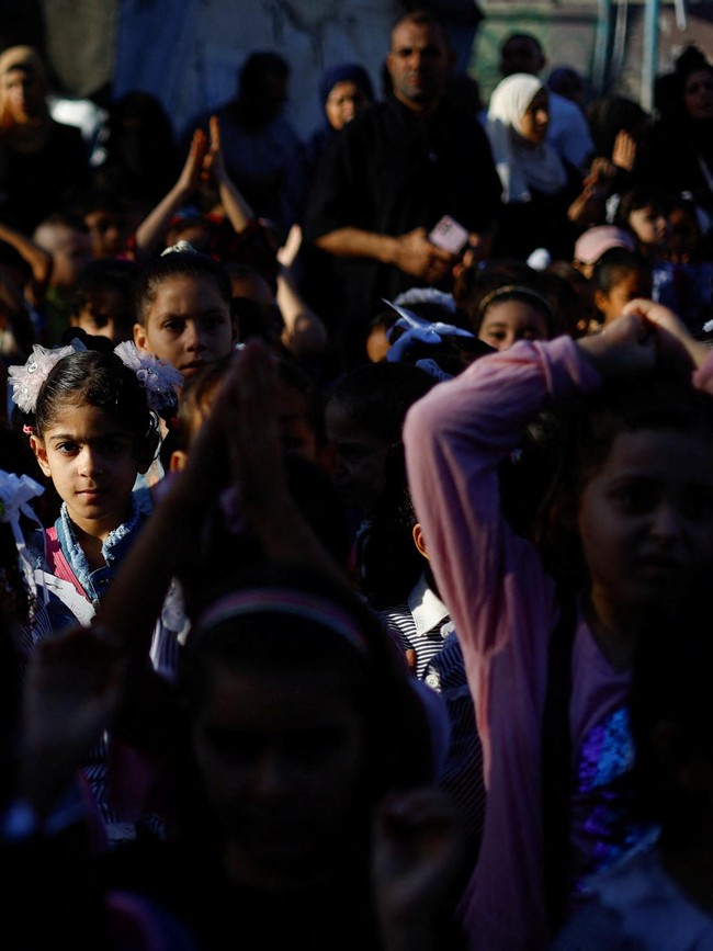Hampir 3 Tahun Terhenti, Pelajar Gaza Kembali Sekolah Tatap Muka