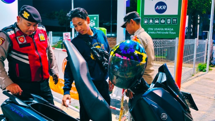 Jajaran Polres Jaksel mengintensifkan patroli lingkungan dan rutin mendatangi untuk menjaga situasi keamanan dan ketertiban masyarakat (kamtibmas). (dok Polres Jaksel)
