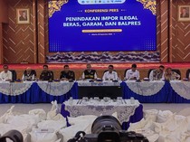 Bos Bea Cukai Ungkap Biang Kerok Impor Baju Bekas Ilegal Nggak Habis-habis