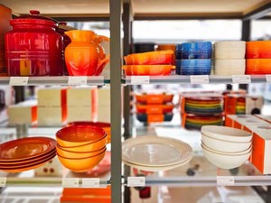 Sempat Ragu karena Mahal, Wanita Ini Kaget Dapat Wajan Le Creuset Murah