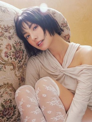 Aura Nana yang Jadi Janda Bangsawan di The Scandal