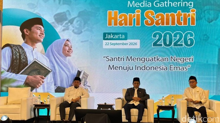 Menag Nasaruddin Umar dalam Media Gathering Hari Santri 2026, di Jakarta, Selasa (22/9/2026).