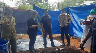 Polisi Ekshumasi Jasad Pria 60 Tahun di Bogor, Ternyata Korban Pembunuhan