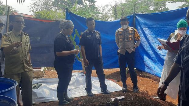 Polisi ekshumasi jenazah di Bogor diduga korban pembunuhan (dok. istimewa)