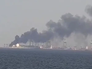 Polisi Selidiki Penyebab Puluhan Tank Kontainer Terbakar di Terminal NPCT1 Priok