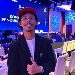 Raim Laode Sabet 3 Nominasi AMI Awards