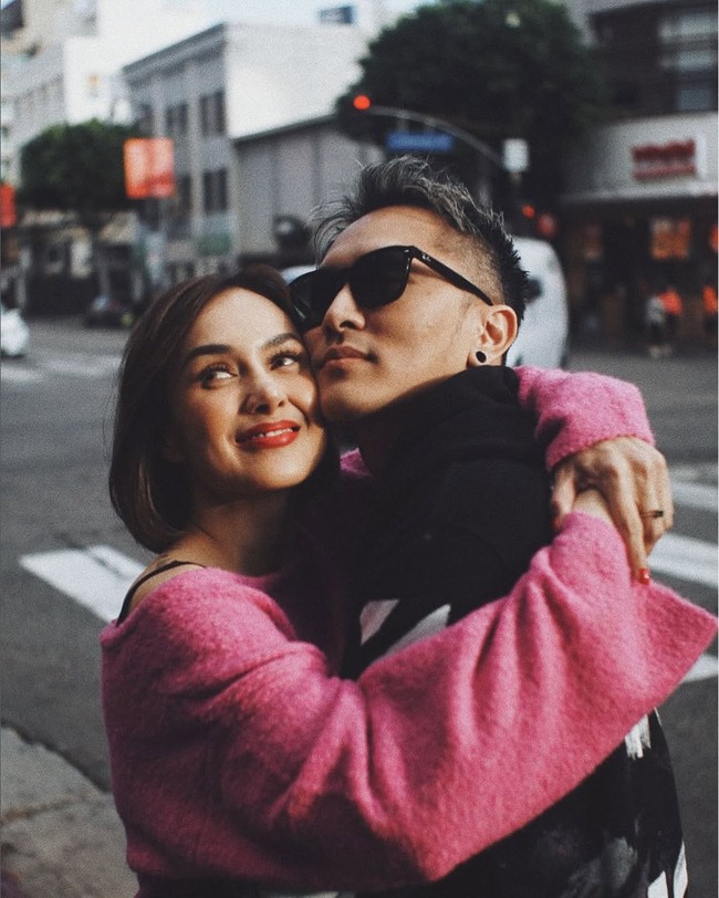 Aktris Sara Wijayanto mengajukan gugatan cerai terhadap suaminya, Demian Aditya, ke Pengadilan Agama Jakarta Selatan. Foto: Instagram/@_demianaditya_