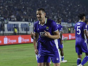 Link Live Streaming Persib Bandung Vs Dewa United, Kick Off 19.00 WIB