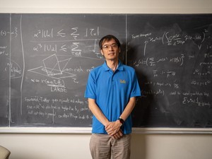 Matematikawan Top Peringatkan soal Pesatnya AI, Manusia Terlalu Polos