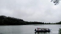 Kadang yang Dibutuhkan Hanya Danau dan Udara Dingin, Seperti di Situ Patenggang