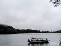 Kadang yang Dibutuhkan Hanya Danau dan Udara Dingin, Seperti di Situ Patenggang