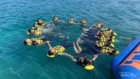 Snorkeling Bareng Teman Baru di Gili Ketapang, Pengalaman yang Sulit Dilupakan