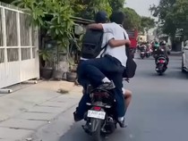 Viral Aksi Pelajar Gendongan Naik Motor Bonceng 4 di Jalanan Ciputat