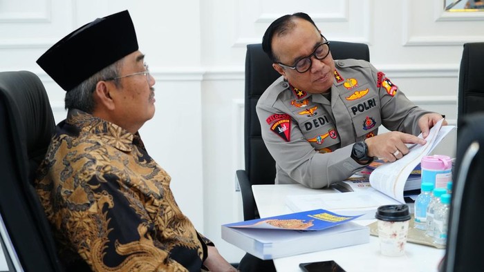 Wakapolri bersama Prof Jimmly