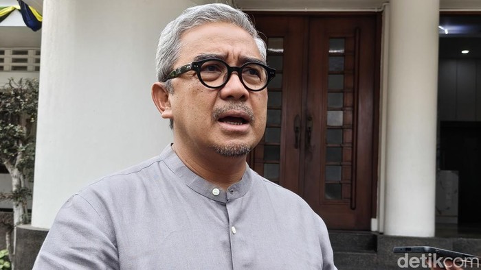 Walikota Bandung M Farhan