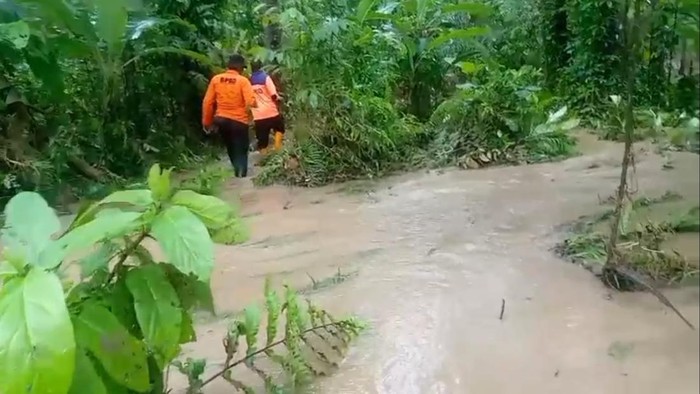 Banjir bandar terjang empat desa di Tanggamus