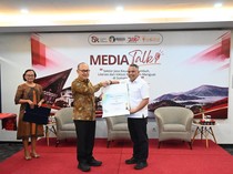 Bank Sumut Raih Penghargaan OJK sebagai Bank Teraktif Melakukan Literasi Keuangan ke Sekolah