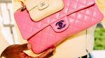 Gaya Lamine Yamal Pakai Tas Chanel Pink di Kamp Latihan Spanyol