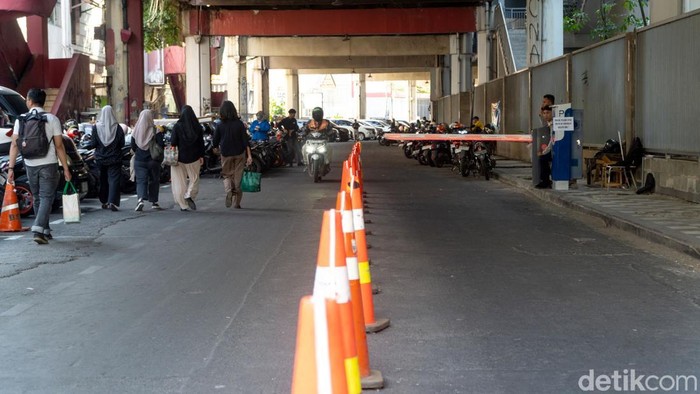 Melihat Digitalisasi Parkir Parkir di Jalan Tanjung Anom
