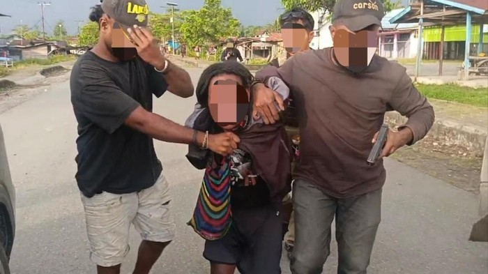 Polisi menangkap anggota KKB berinisial NB di Yahukimo, Papua Pegunungan.