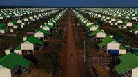 Kawasan tersebut menjadi tempat bagi keluarga yang meninggalkan rumah mereka dan masih menunggu kesempatan untuk kembali. REUTERS/Soveit Yarn  