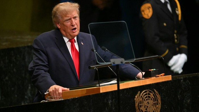 Presiden AS Donald Trump saat berpidato di Sidang Umum PBB pada Selasa (22/9) waktu setempat (AFP/ANGELA WEISS)