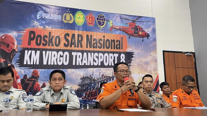 Press conference hari ke-11 pencarian korban KM Virgo. (Khairun Nisa/detikKalimantan)