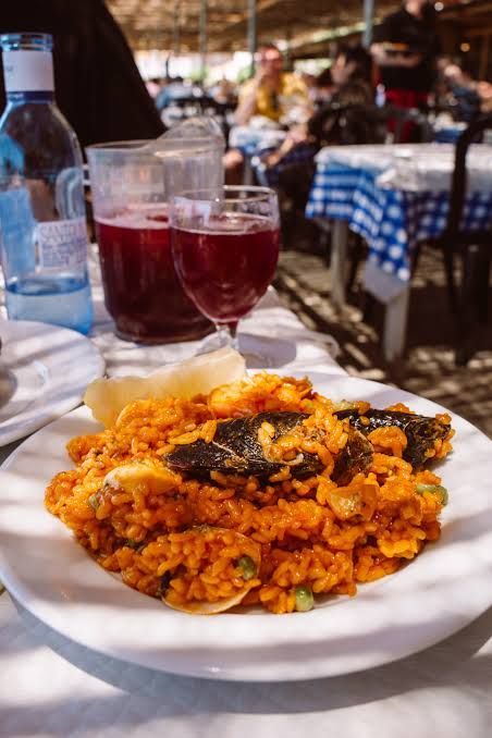Viral Restoran 'Teriak' di Spanyol, Pesan Makanannya Mirip Lelang