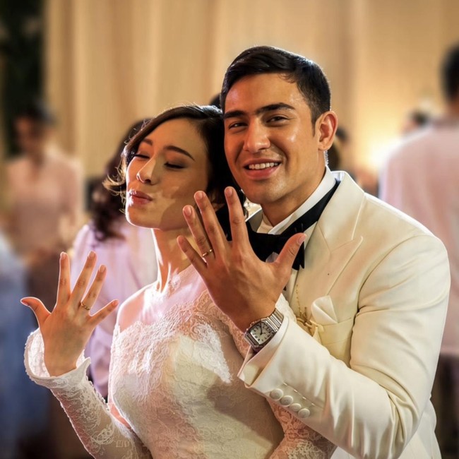 7 Potret Pernikahan Axel Matthew Putra Jeremy Thomas, Digelar Privat