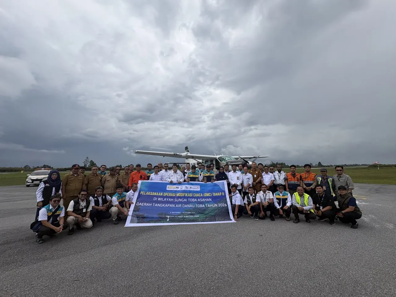 Badan Meteorologi, Klimatologi, dan Geofisika (BMKG) bersama Perum Jasa Tirta I (PJT I) dan PT Indonesia Asahan Aluminium (PT Inalum) memulai Operasi Modifikasi Cuaca (OMC) di Daerah Tangkapan Air (DTA) Danau Toba sejak 21 September hingga 15 Oktober 2026. (Dok. BMKG)