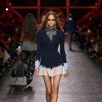 Diesel Spring-Summer 2027, Pesta Perpisahan Glenn Martens yang Penuh Hasrat
