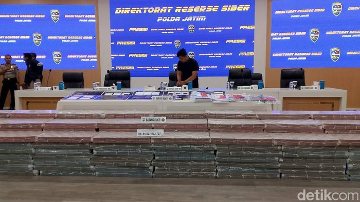 Ditressiber Polda Jatim ungkap kasus penipuan online