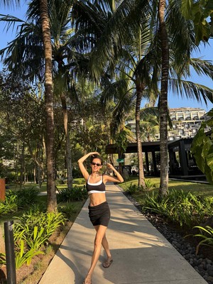 Hyoyeon SNSD Skibidi di Bali
