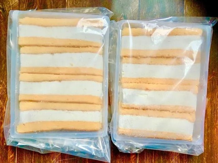 kue cacat dijual dari First Class JAL dijual murah