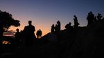 Menikmati Senja Musim Gugur dari Bukit Areopagus