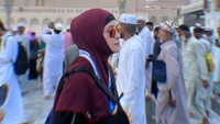 Mita The Virgin Umrah, Penampilannya Jadi Perhatian