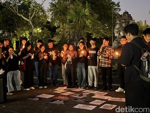 Aksi Kamisan di Bali, Mahasiswa Soroti Upah Buruh Rp 100 Ribu-Masalah Sampah