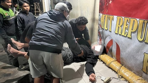 Pemuda inisial IGAS (18) dilarikan ke IGD RSUD Klungkung, Rabu (23/9/2026) malam seusai dianiaya. (Dok. Humas Polres Klungkung).